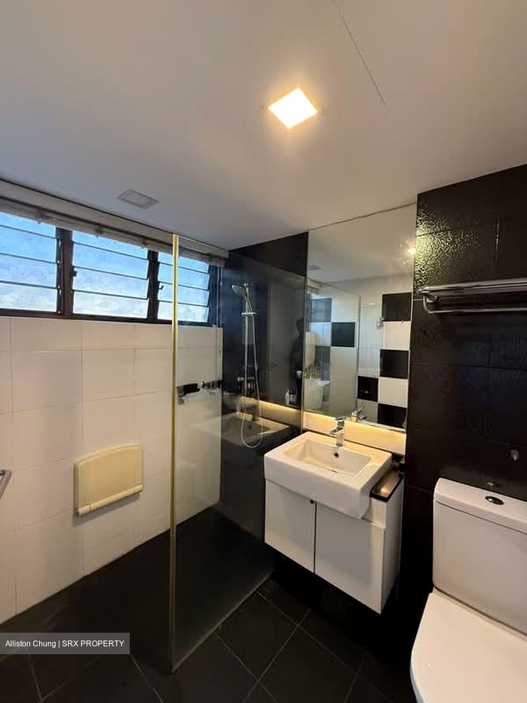 Pine Grove (D21), Condominium #569693741
